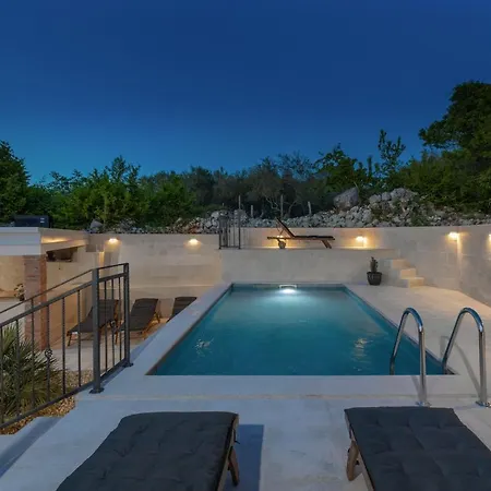 וילה Oasa מאלינסקה