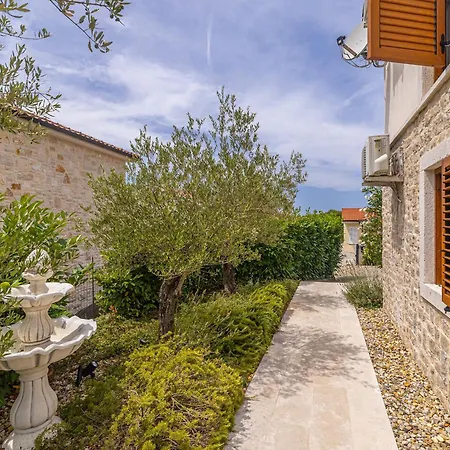 Villa Oasa